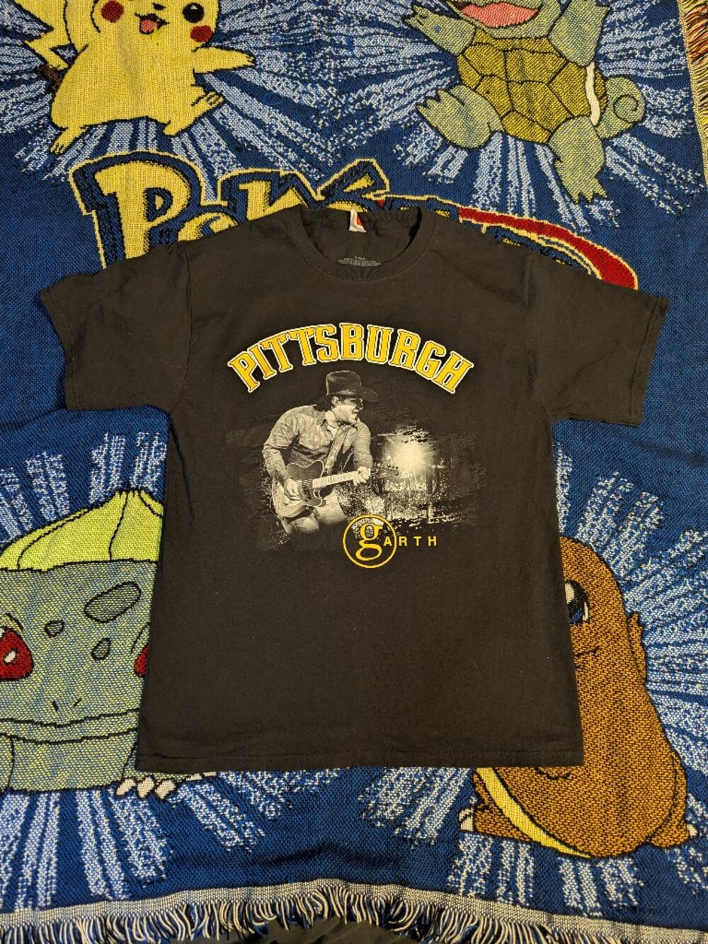 Garth Brooks Pittsburgh Stadium Tour Black T-Shirt sz Medium